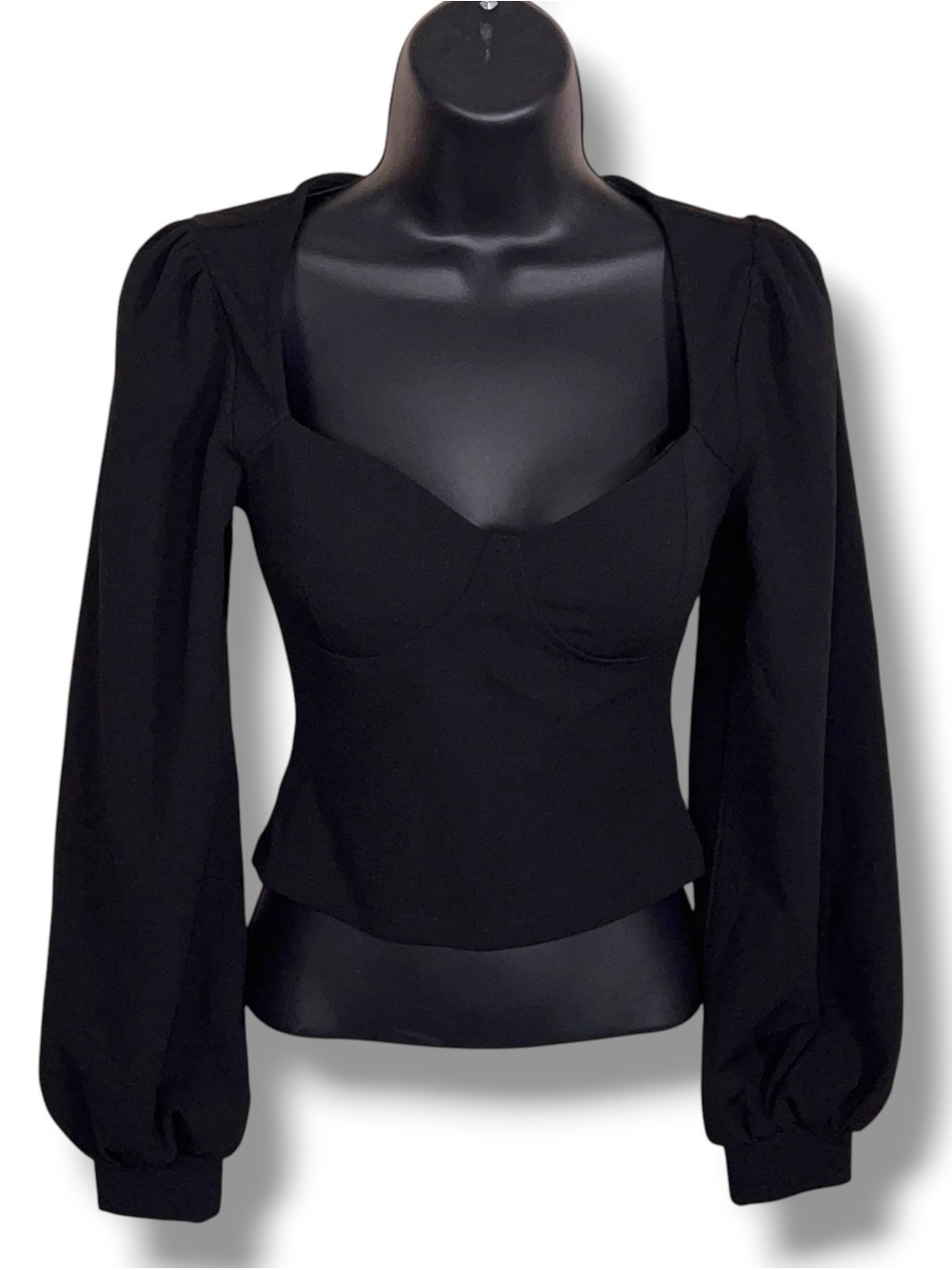 XS NWOT Willow Boutique Black Long Baloon Sleeve Blouse Sweetheart Neckline
